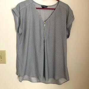 Express grey with white dots short sleeve blouse